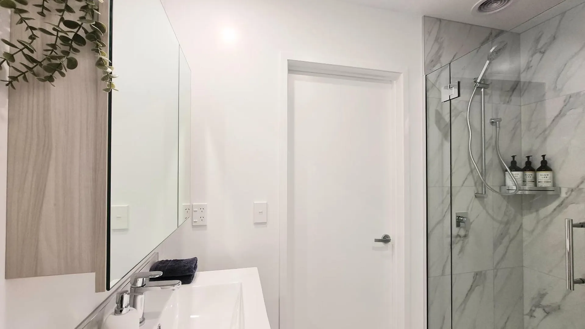 Brand New Central Studio On Wilmer Christchurch New Zealand